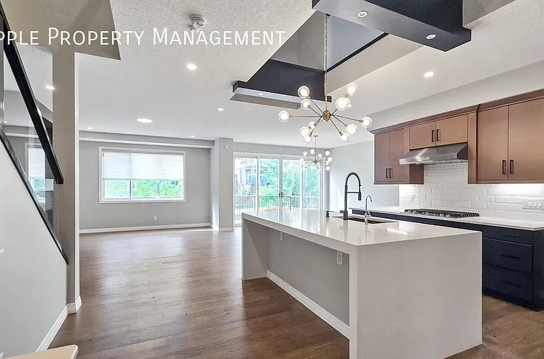 87 Legacy Glen Ter SE — Photo 5