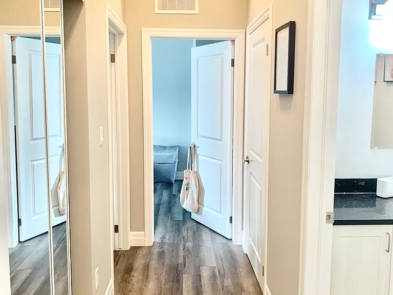 501 Frontenac St #512 — Photo 13
