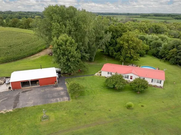 10825 72nd Rd SE, Agency, MO 64401