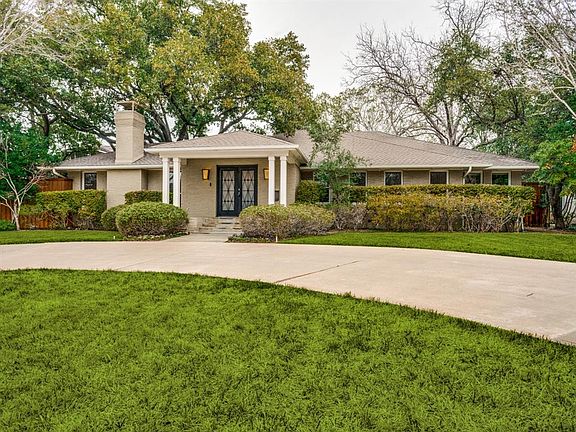 2nd image of 6011 Park Ln