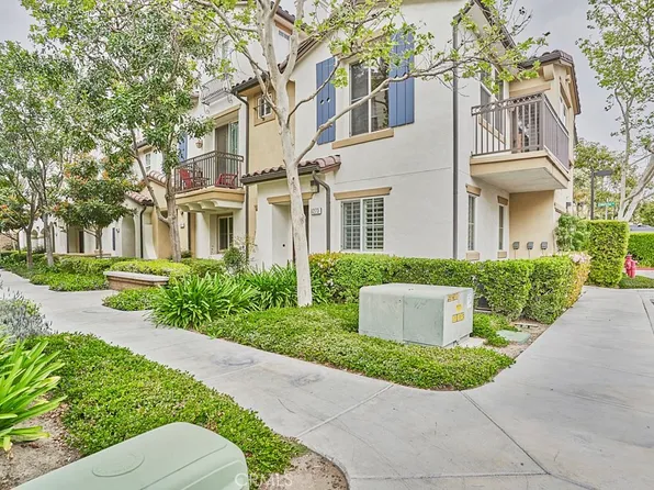 6273 Camposa Ln, Mira Loma, CA 91752