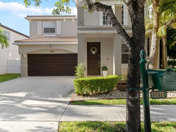 15816 SW 48th Mnr, Hollywood, FL 33027