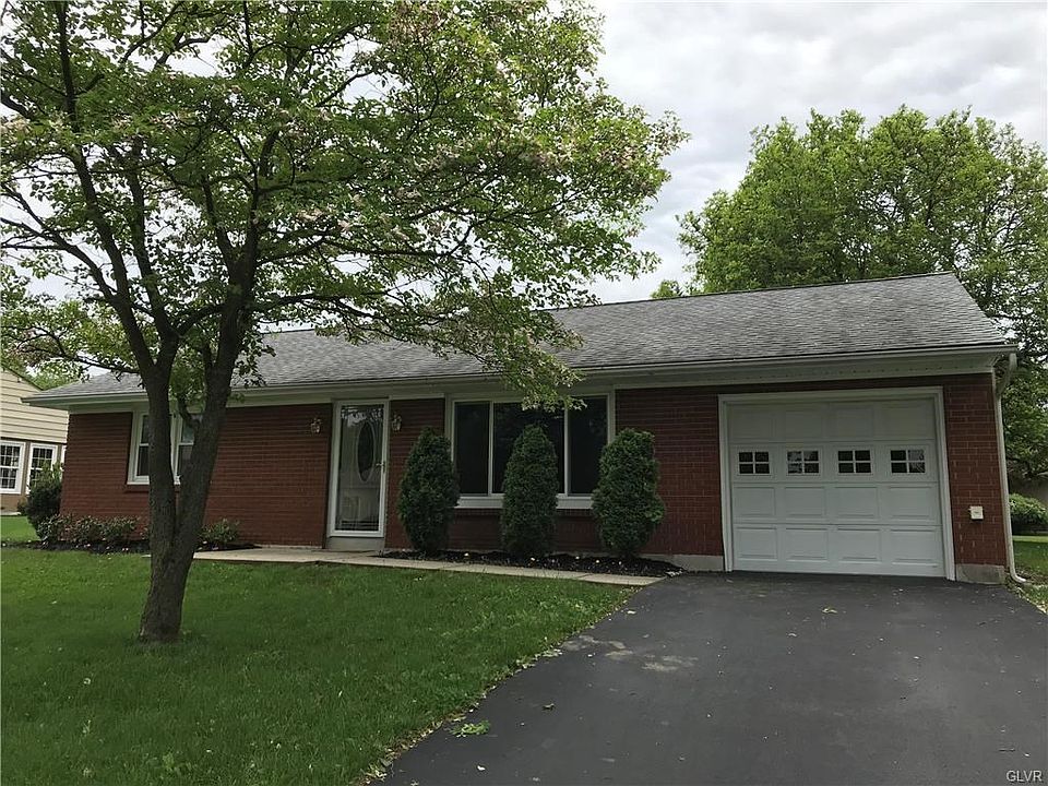 1st image of 3782 Fleetwood Dr