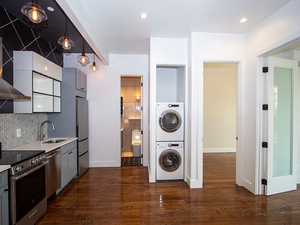 1st image of 83 Graham Ave #316