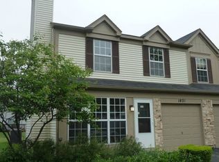 1821 Pebble Beach Cir, Elgin, IL 60123