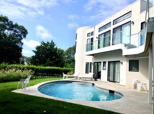 40 Bluff Rd, Amagansett, NY 11930