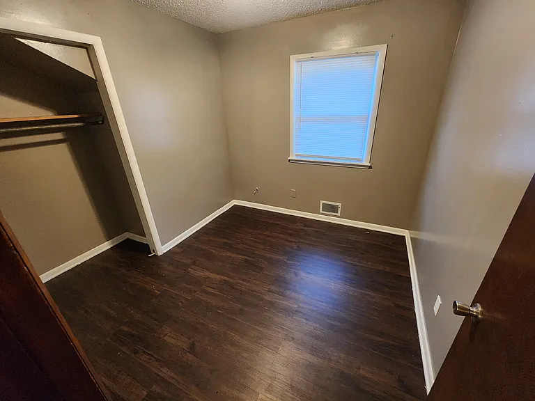 5222 Harris Ave — Photo 6