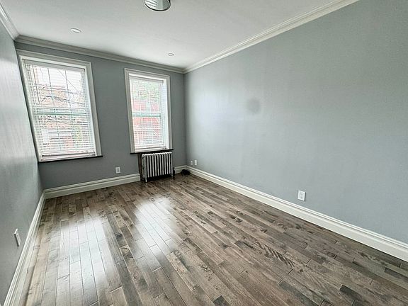 4th image of 30-48 12th St #2