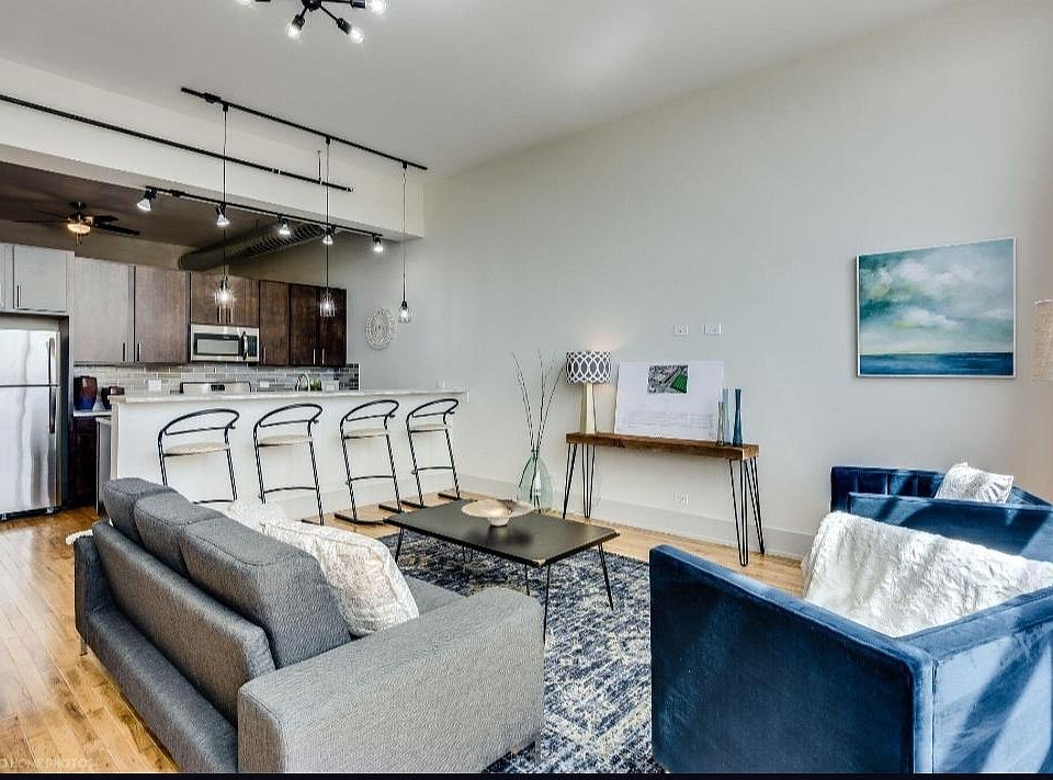 1st image of 1434 W 21st St #116
