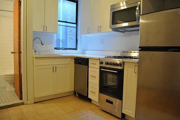 Rented by Sky Management | media 25