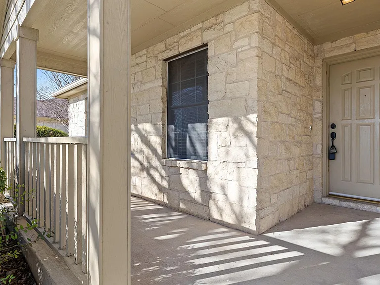 3812 Eagles Nest St — Photo 4
