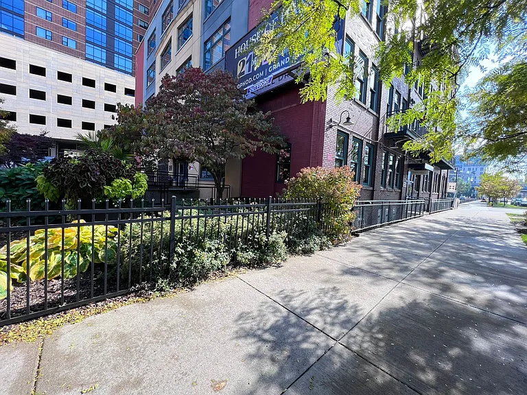 600 Monroe Ave NW #206 — Photo 29