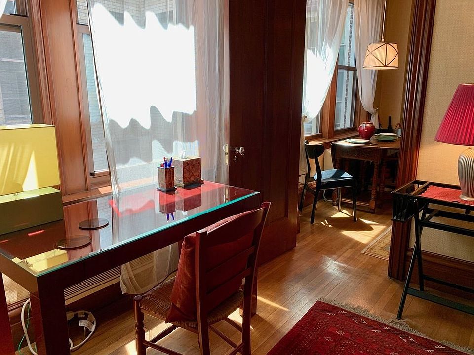 2nd image of 287 Amsterdam Ave #1211