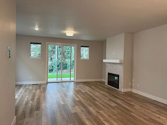 3rd image of 9814 NE 29th Ave