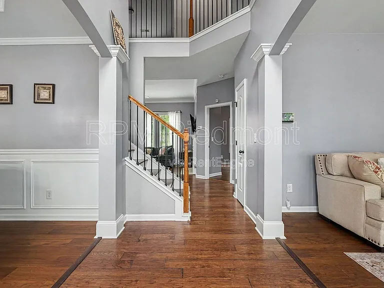 2909 Estate View Ct — Photo 9