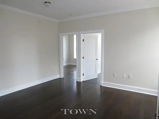 Rented by Town Residential | media 15