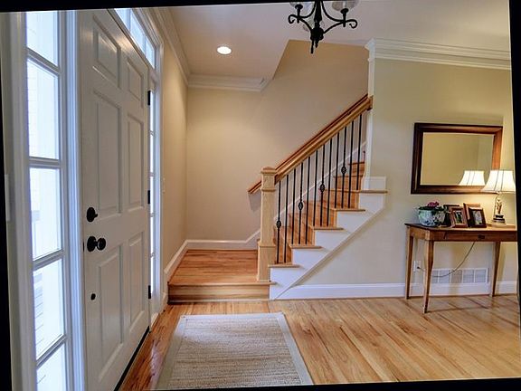 5th image of 4111 Devon Wood Dr NE