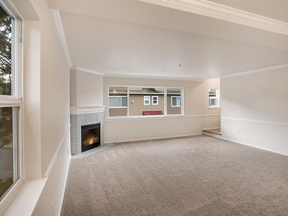 5th image of 17921 80th Ave NE Ste A8