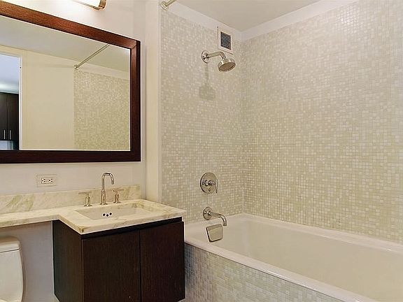 5th image of 350 W 53rd St APT 6E