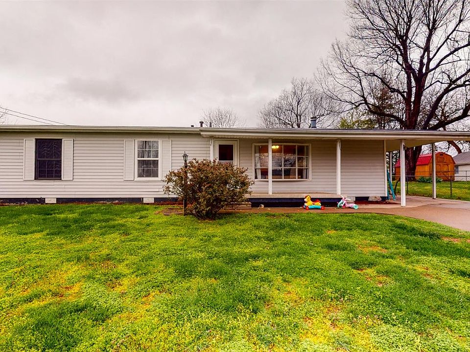 1st image of 146 Oliver Dr