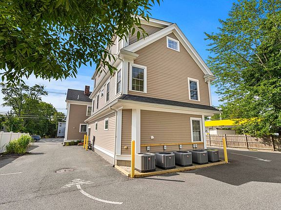 5th image of 83 Holten St