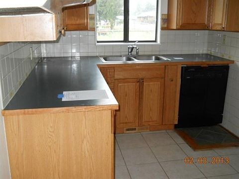 5th image of 1805 Pioneer Way