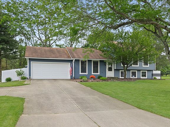 2nd image of 443 Steam Corners Rd
