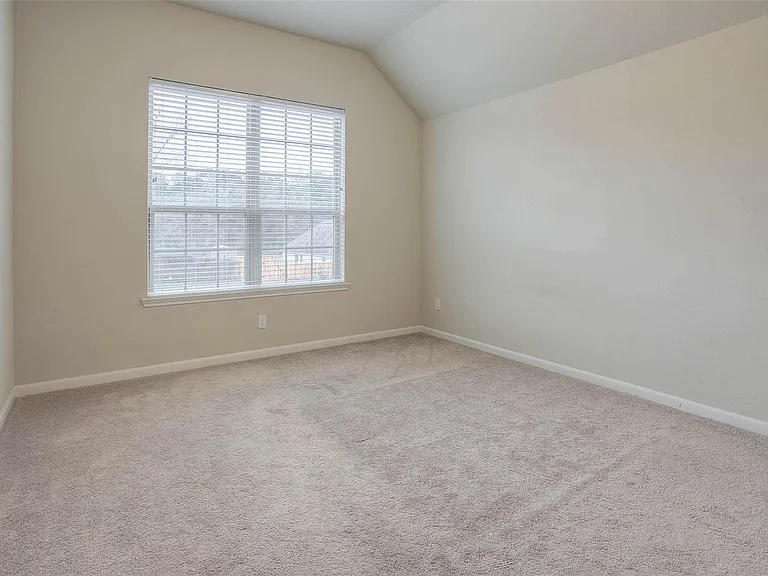 3720 Daisy Ln — Photo 29