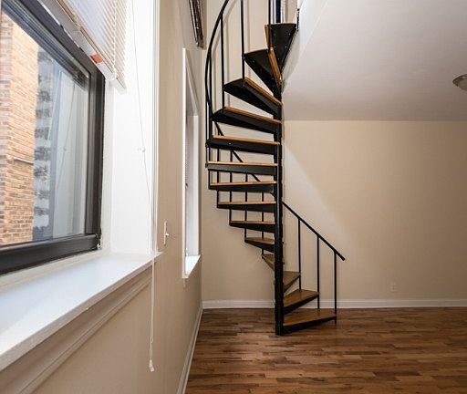 4th image of 635 W Barry Ave #635106