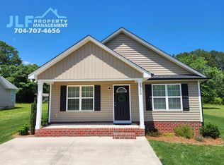 1556 Kingston Dr, Kannapolis, NC 28083