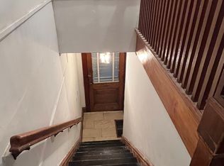 700 6th St #2, Watervliet, NY 12189
