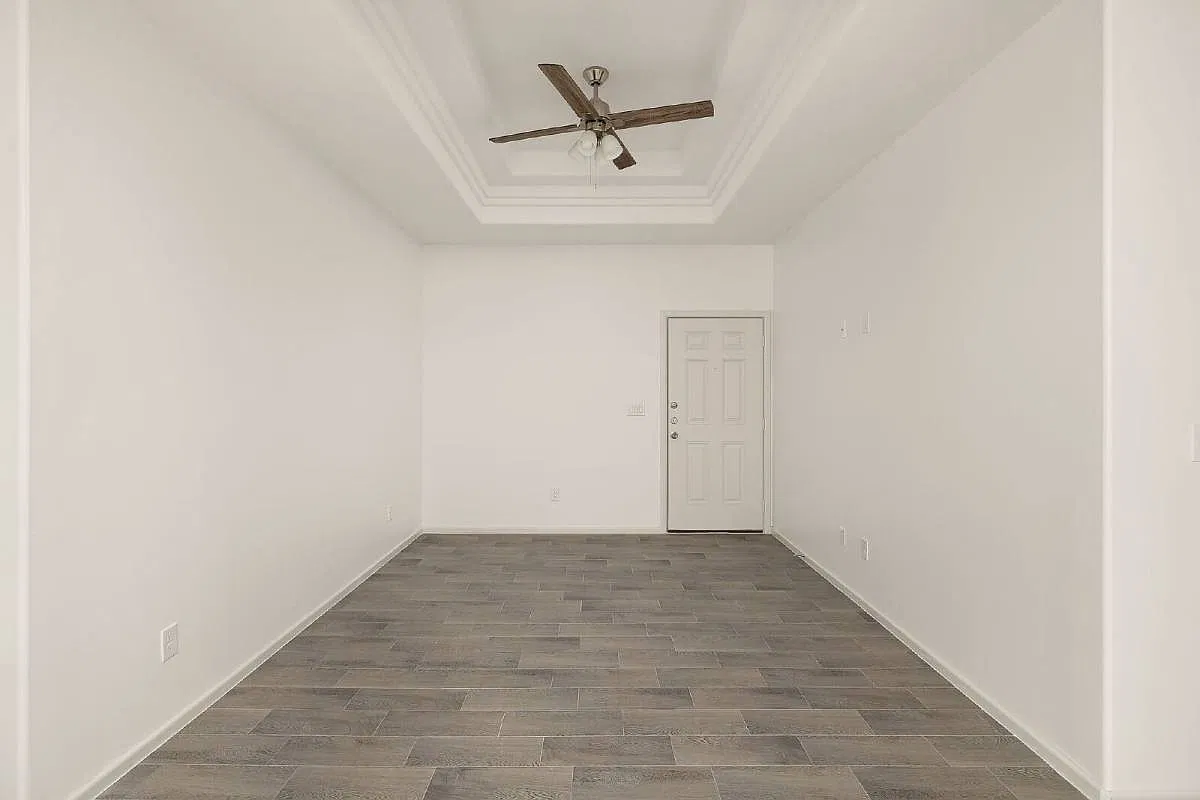 2708 E Harrison Ave #2 in Mission, TX 78573 — Photo 4