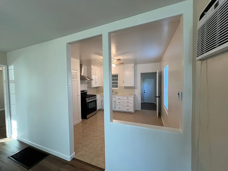 102 Village Rd — Photo 5