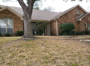 1905 Libby Ln, Grand Prairie, TX 75050