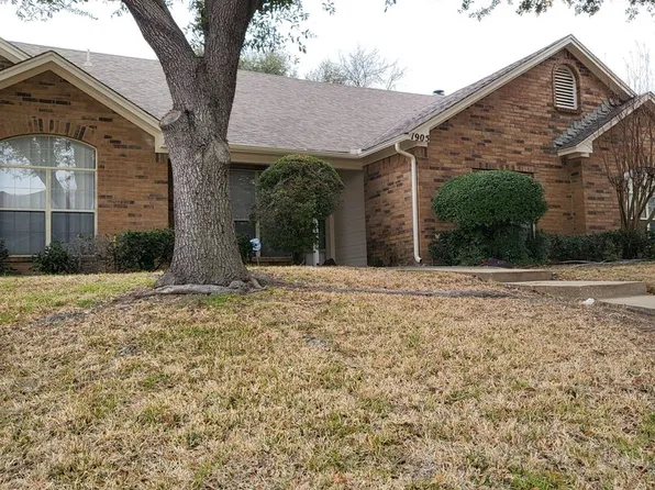 1905 Libby Ln, Grand Prairie, TX 75050