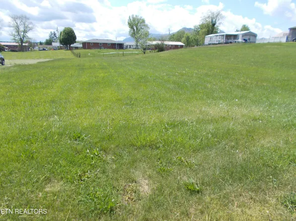Southside Cir, Newport, TN 37821