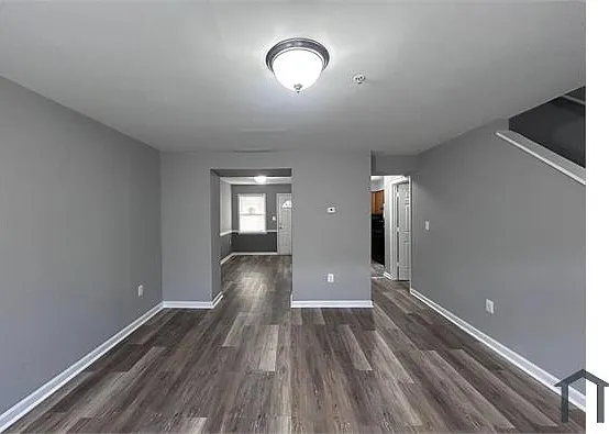 2120 Brunt St — Photo 4
