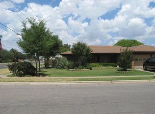 5734 69th St, Lubbock, TX 79424