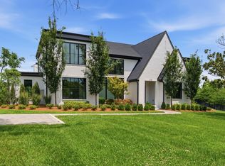 818 Brentview Dr, Nashville, TN 37220