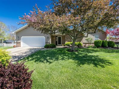 900 Rolling Meadows Dr, Maryville, IL, 62062