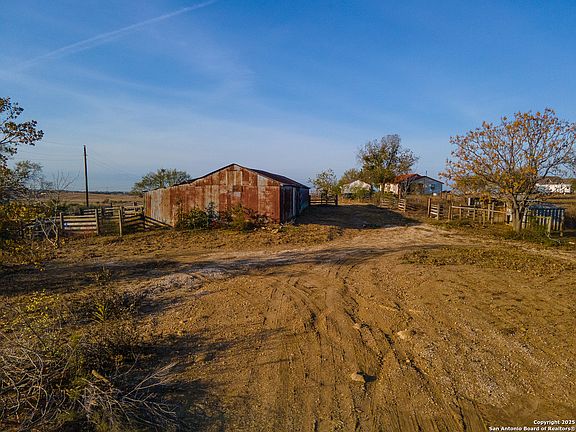 5th image of 250 Spur Trl LOT 6