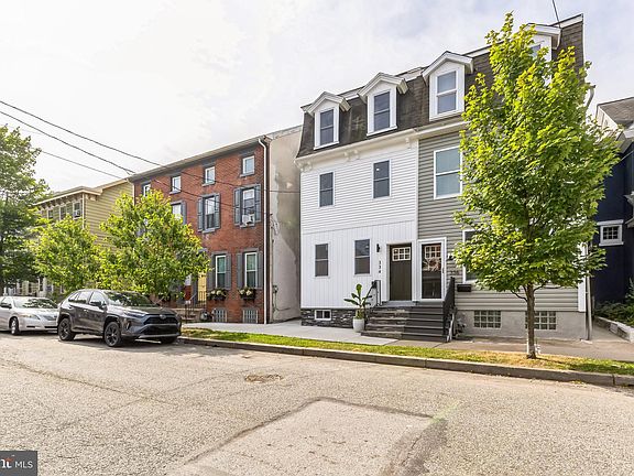 5th image of 334 Washington Ave
