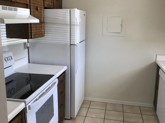 4th image of 1207 Lakecrest Dr
