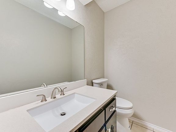 3rd image of 1728 W Sanford St APT J