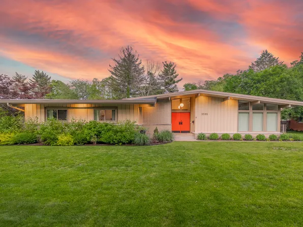 3355 Grove Pkwy, Columbus, IN 47203