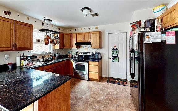 5th image of 107 Penn Forest Dr