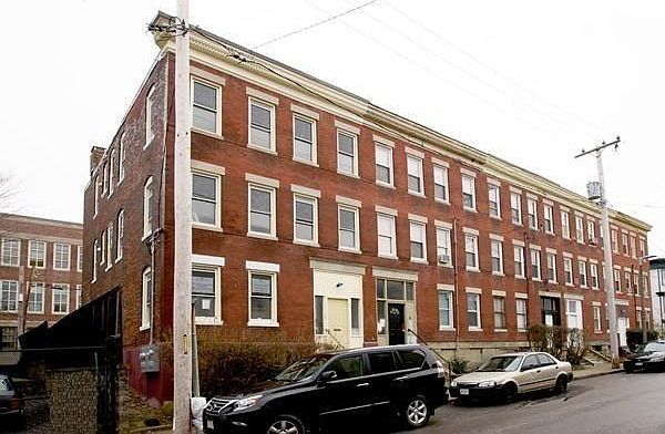 2nd image of 2 Fernboro St #C3