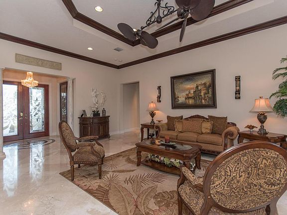 4th image of 791 SE Tres Belle Cir