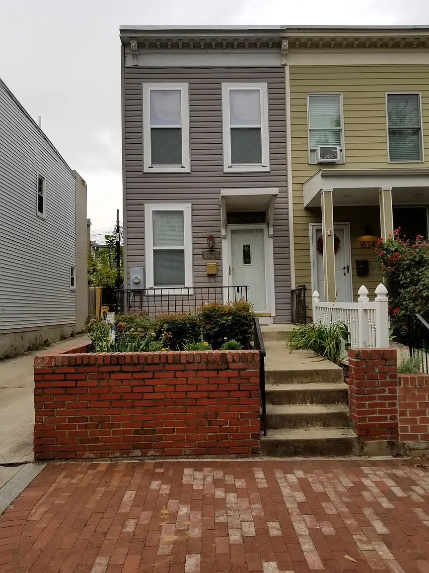 1522 Constitution Ave NE photo 1