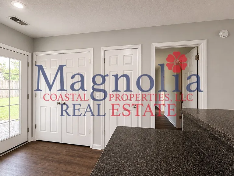 185 Willow Oak Dr — Photo 9